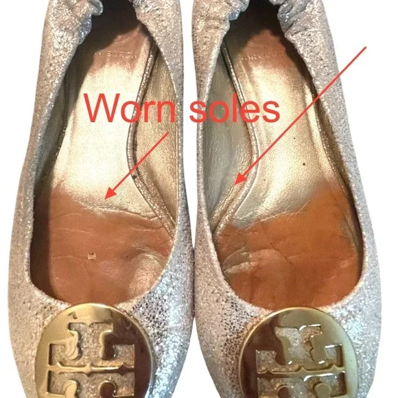 Tory Burch Reva Ballet Flats Metalli Gold Crackle Leather Logo Medallion Size 7M - Picture 12 of 12